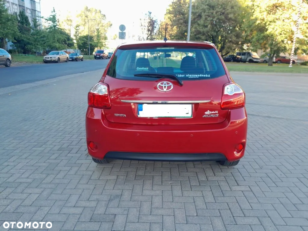 Toyota Auris 1.33 VVT-i Life Comfort - 23
