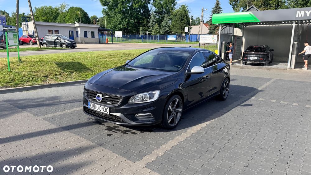 Volvo S60 D4 Drive-E R-Design Momentum - 1
