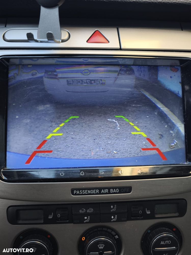 Volkswagen Passat - 13