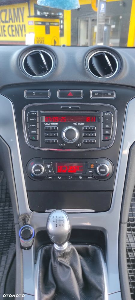 Ford Mondeo 1.6 TDCi Silver X - 12