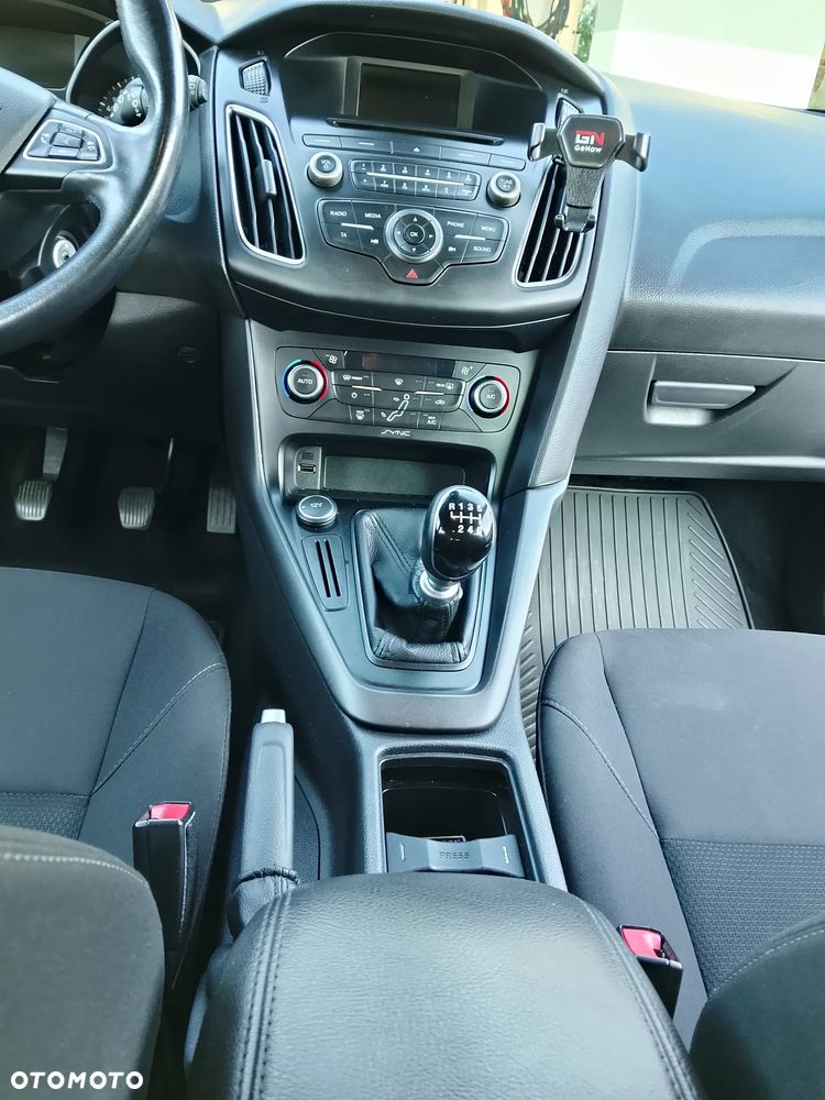 Ford Focus - 7
