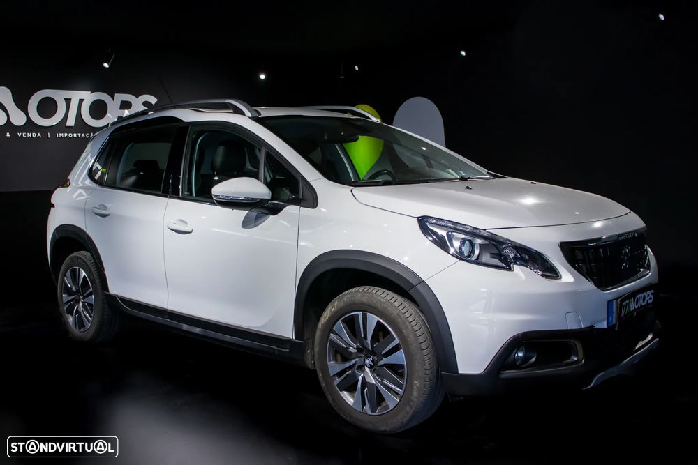 Peugeot 2008 1.2 PureTech Allure - 5
