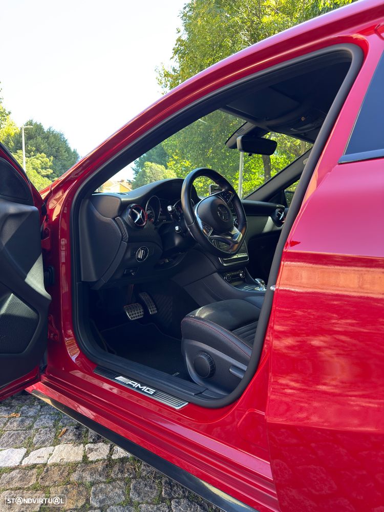 Mercedes-Benz A 45 AMG 4Matic Speedshift 7G-DCT - 12