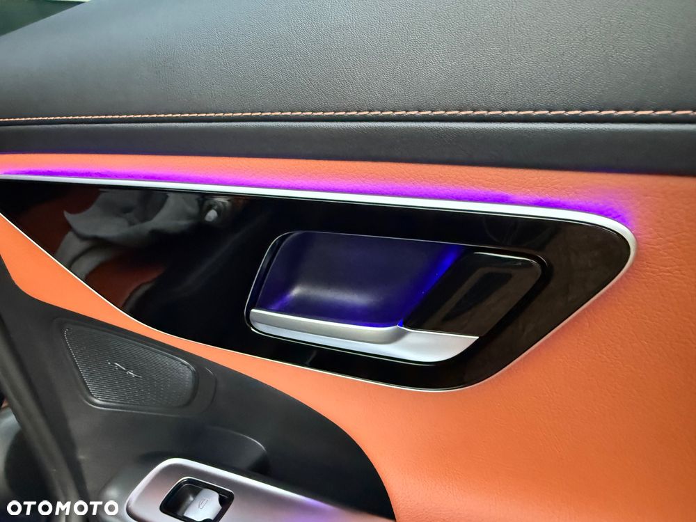 Mercedes-Benz Klasa C 300 e 9G-TRONIC Edition AMG Line - 29