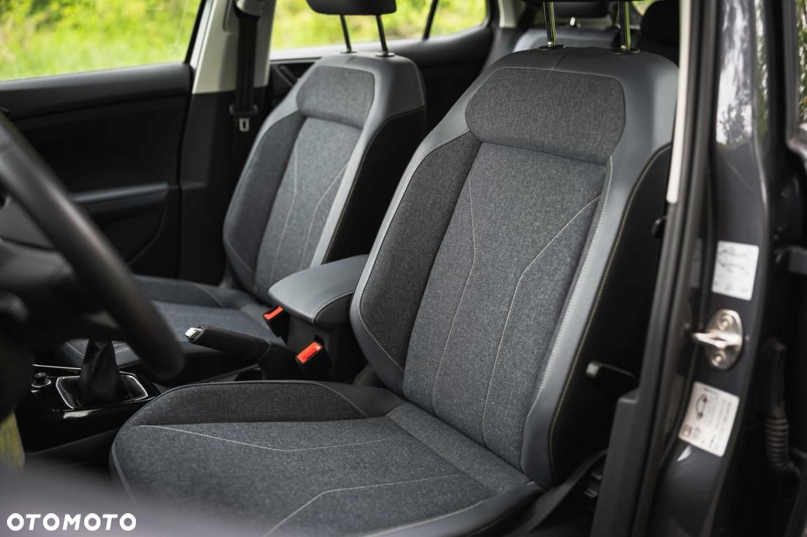 Volkswagen T-Cross - 14
