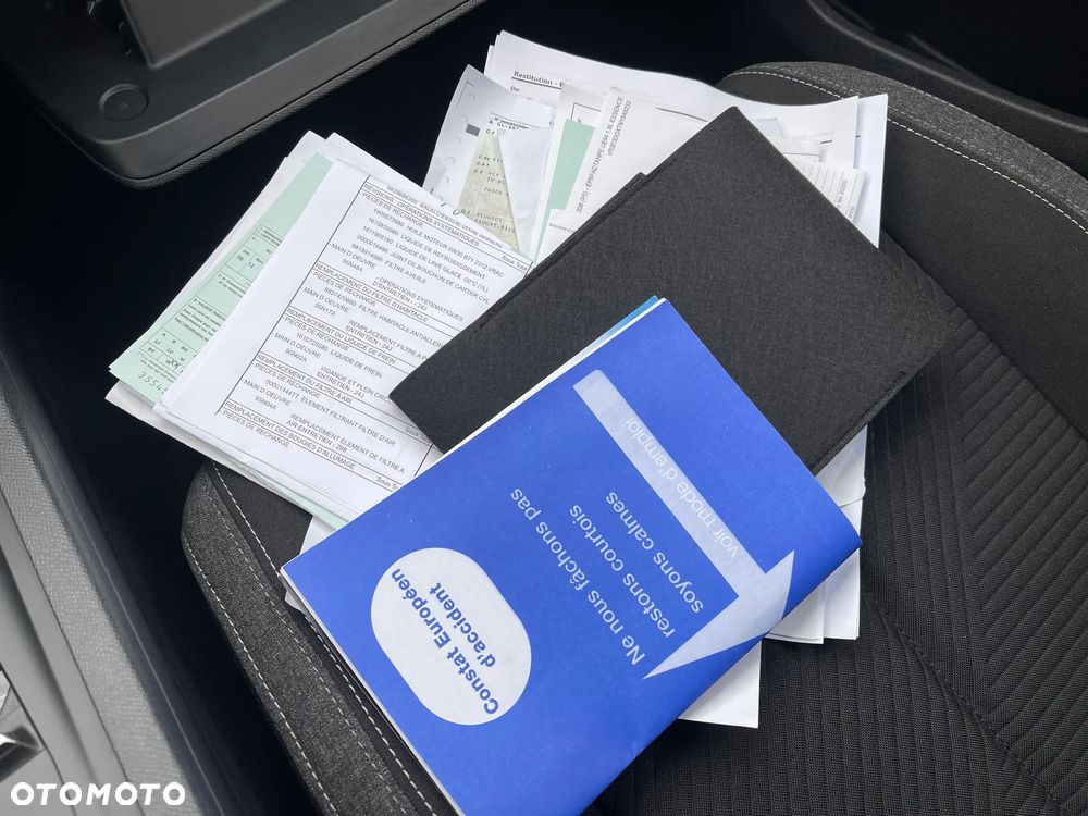 Peugeot 308 1.6 Hybrid PHEV Active Pack EAT8 - 27