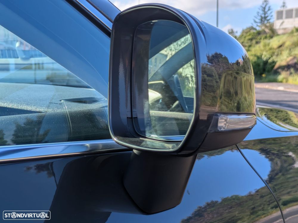 Volvo XC 60 2.0 T6 PHEV Inscription AWD - 41