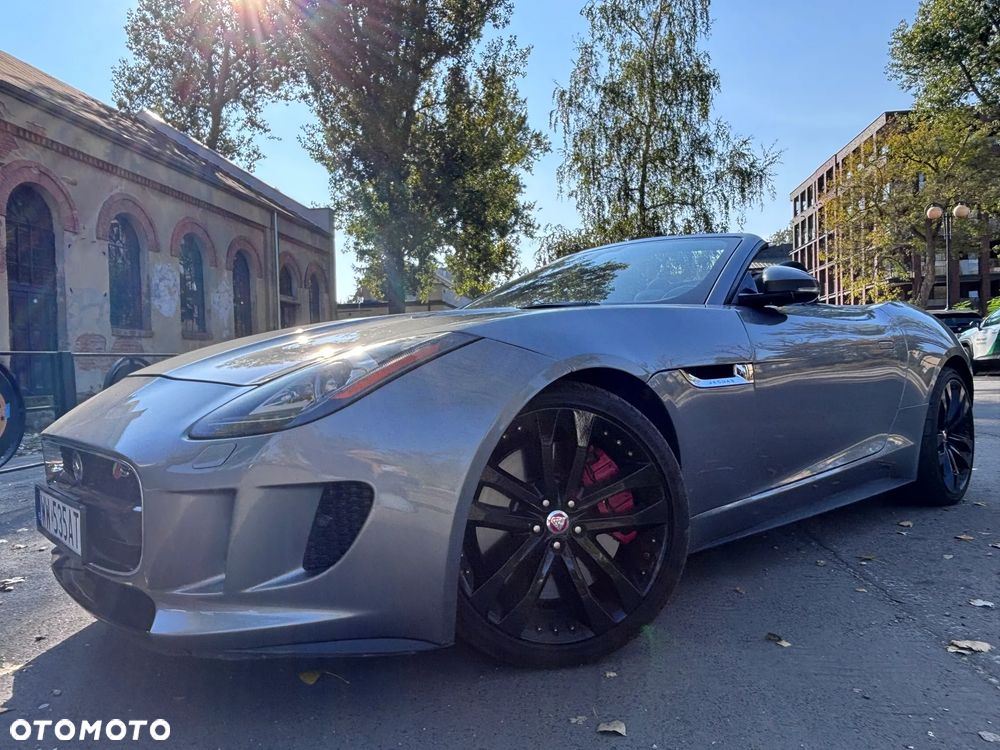 Jaguar F-Type V8 S - 2