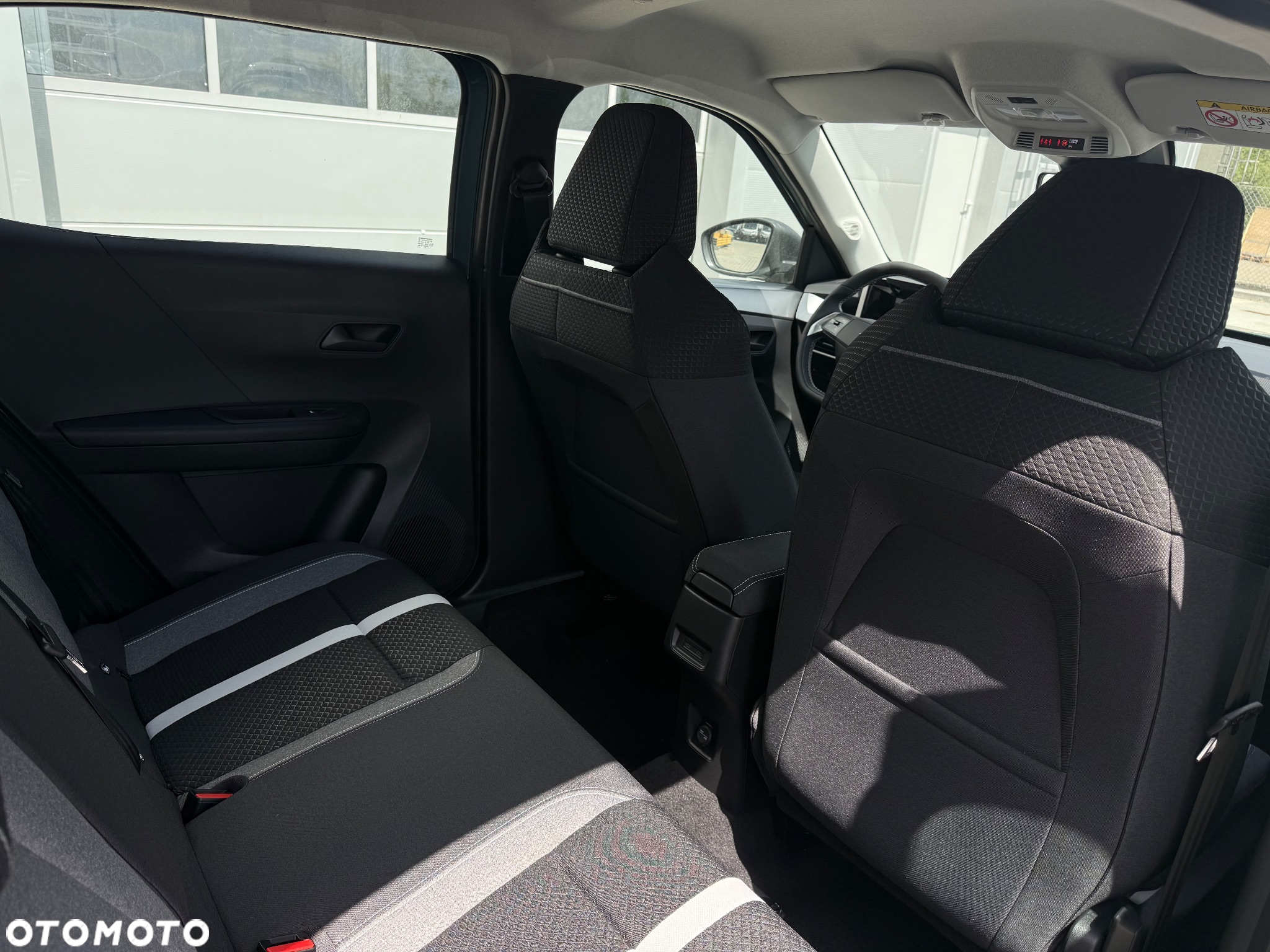 Opel Frontera 1.2 T mHEV Edition eDTC6 - 12