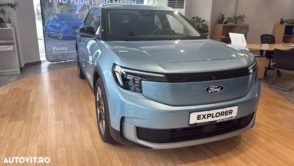 Ford Explorer RWD 77 kWh Extended Range Premium