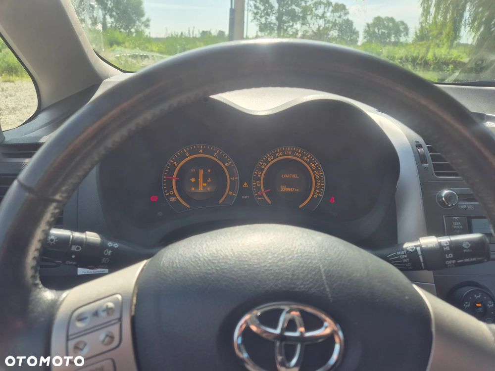 Toyota Auris 1.6 VVT-i Prestige - 5