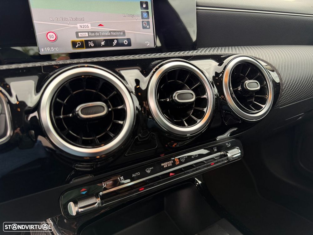 Mercedes-Benz CLA 250 e Shooting Brake Style Plus - 18