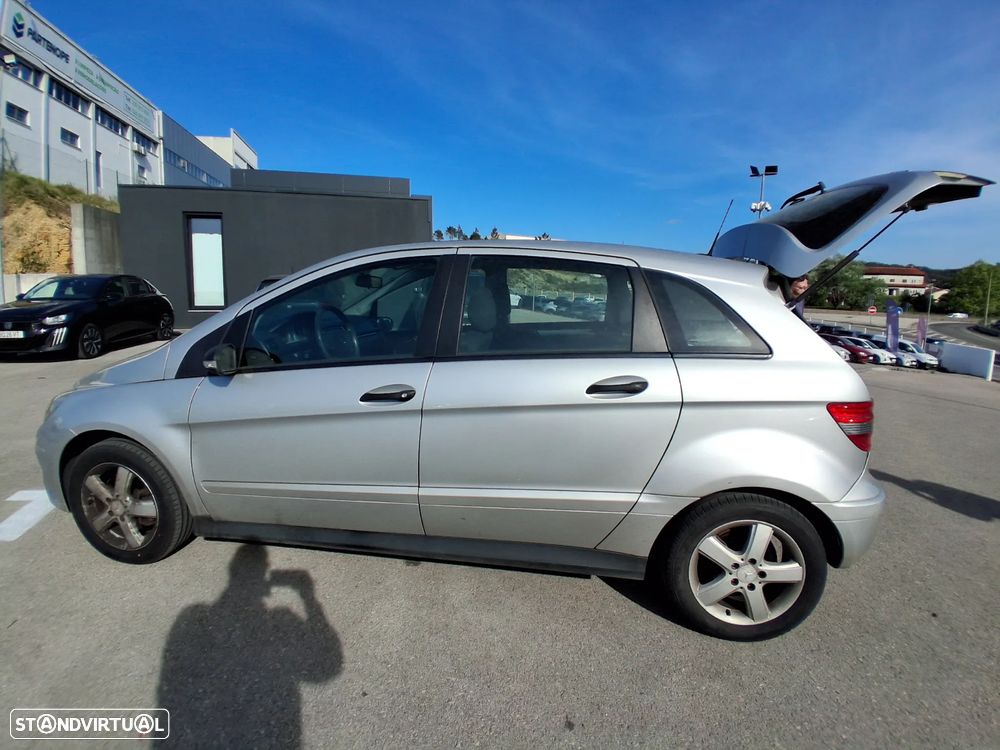 Mercedes-Benz B 180 CDI - 4