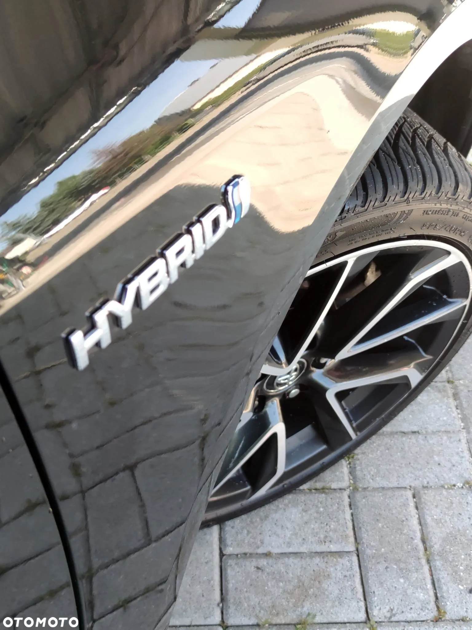 Toyota Corolla 2.0 Hybrid Executive - 36