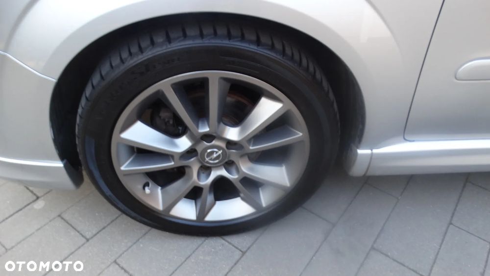 Opel Zafira 1.8 Cosmo - 10
