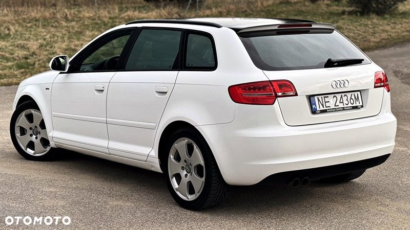 Audi A3 Sportback 2.0 TDI DSG S line Sportpaket plus - 2