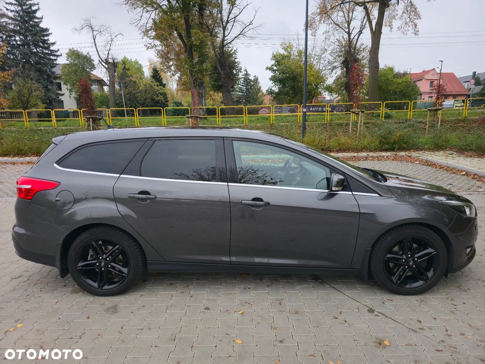 Ford Focus - 8