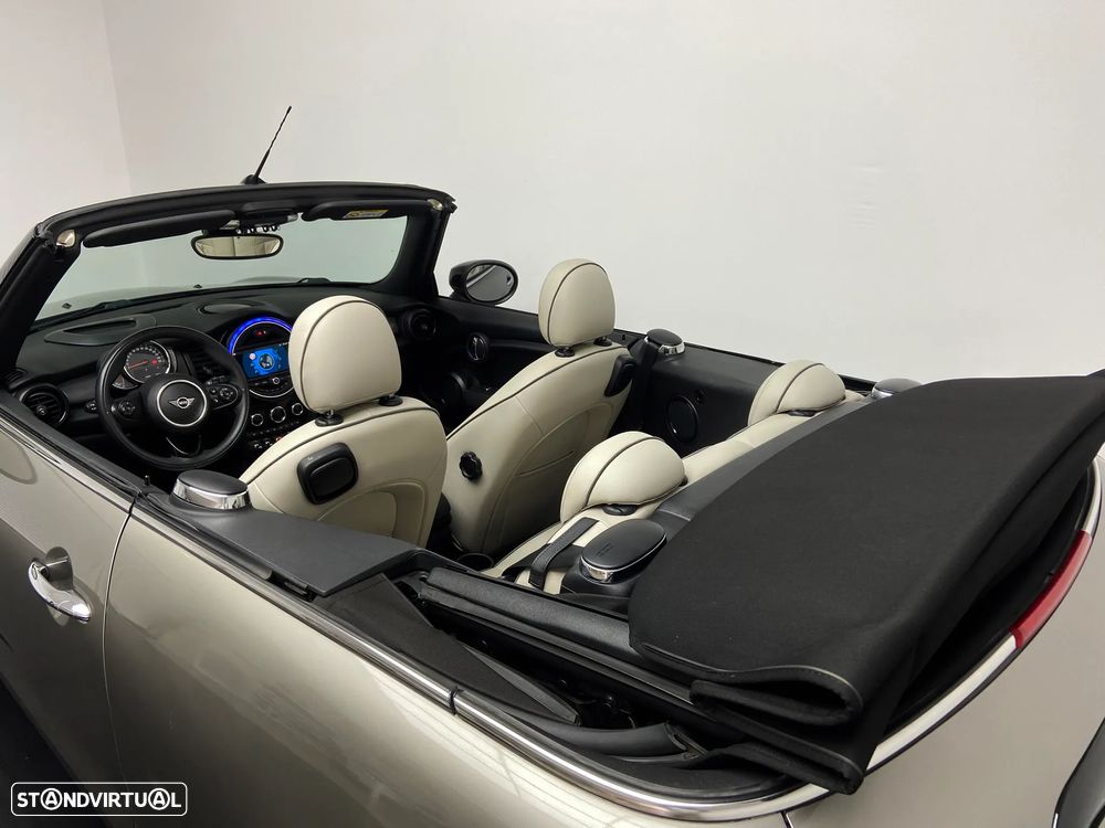 MINI Cabrio Cooper Auto - 9