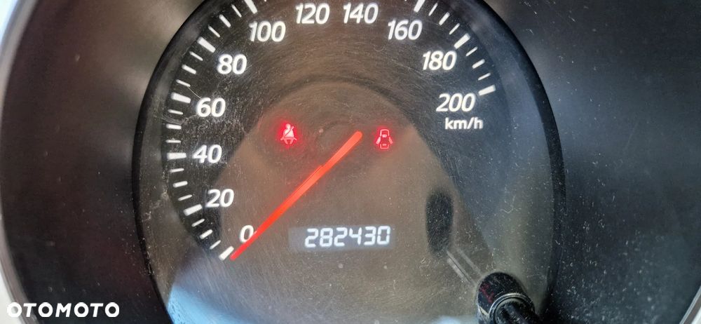 Suzuki Grand Vitara 2.0 - 16