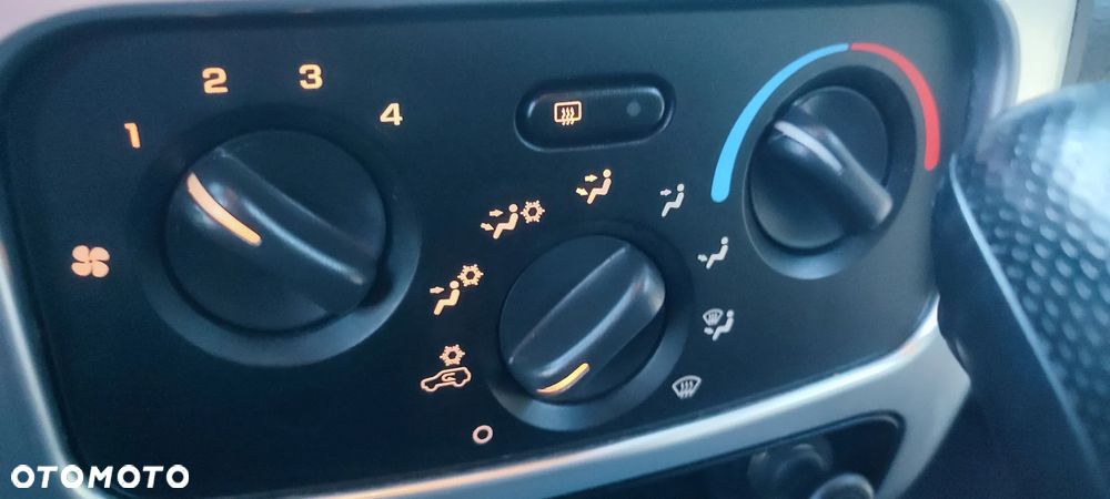 Jeep Cherokee 3.7 Automatik Limited - 22