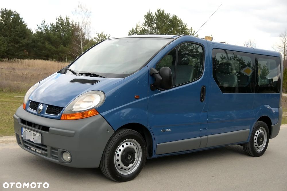 Renault Trafic - 2