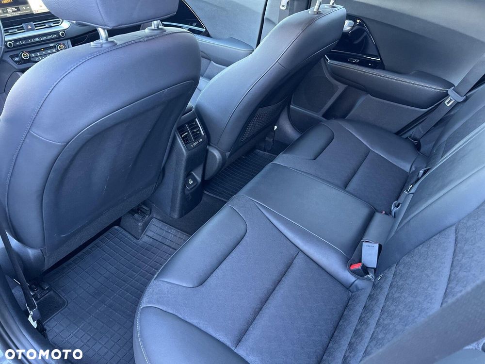 Kia Niro - 28
