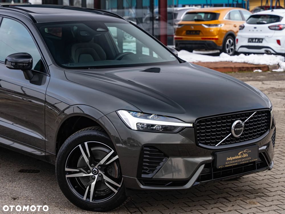 Volvo XC 60 B4 B Plus Dark - 8