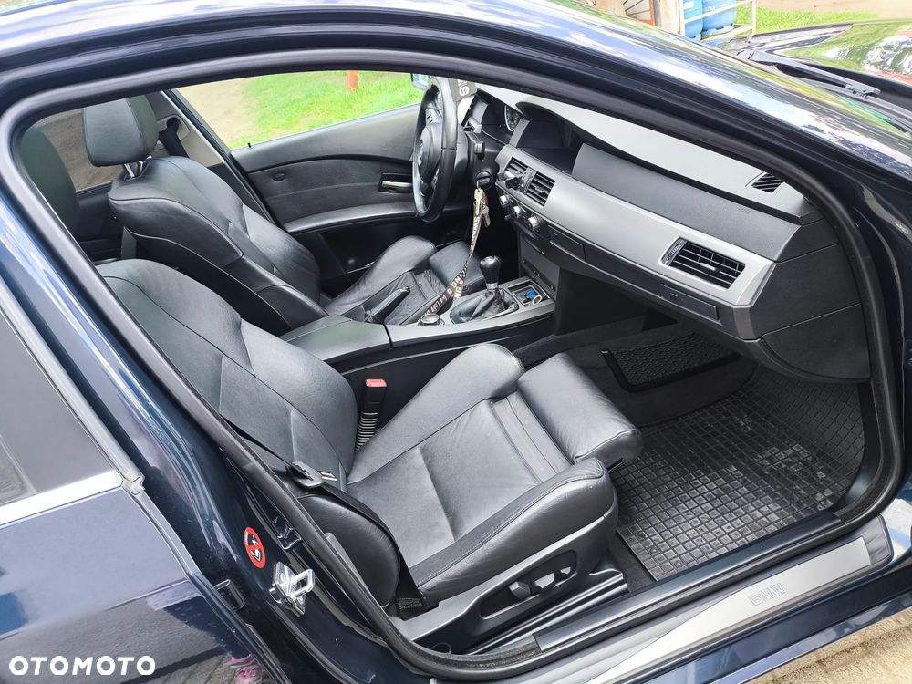 BMW Seria 5 520d - 6