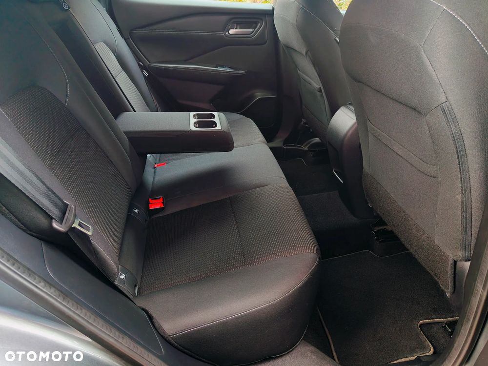 Nissan Qashqai 1.3 DIG-T mHEV Acenta - 26