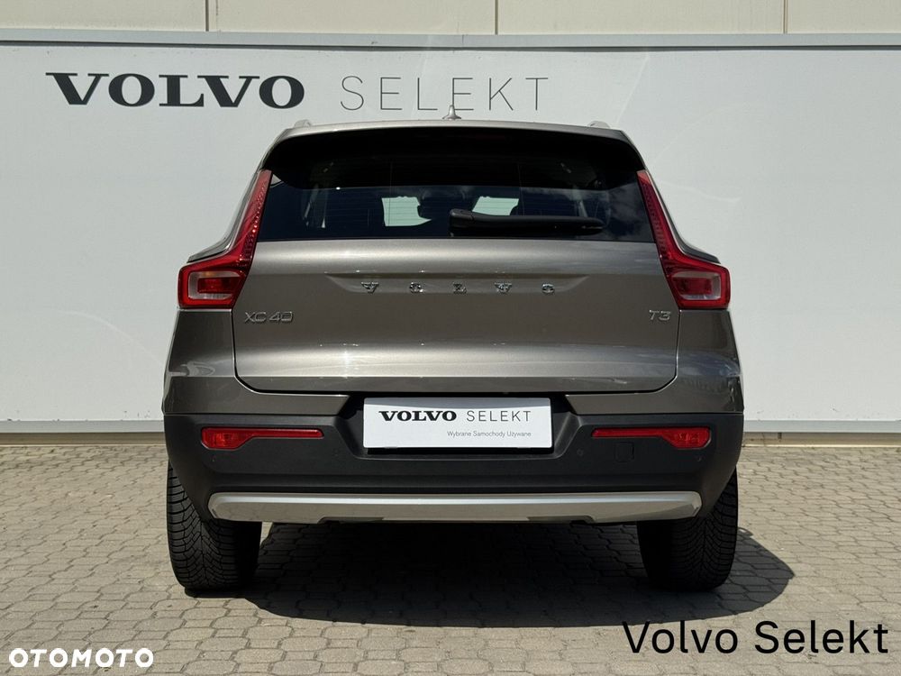 Volvo XC 40 T3 Momentum Pro - 6