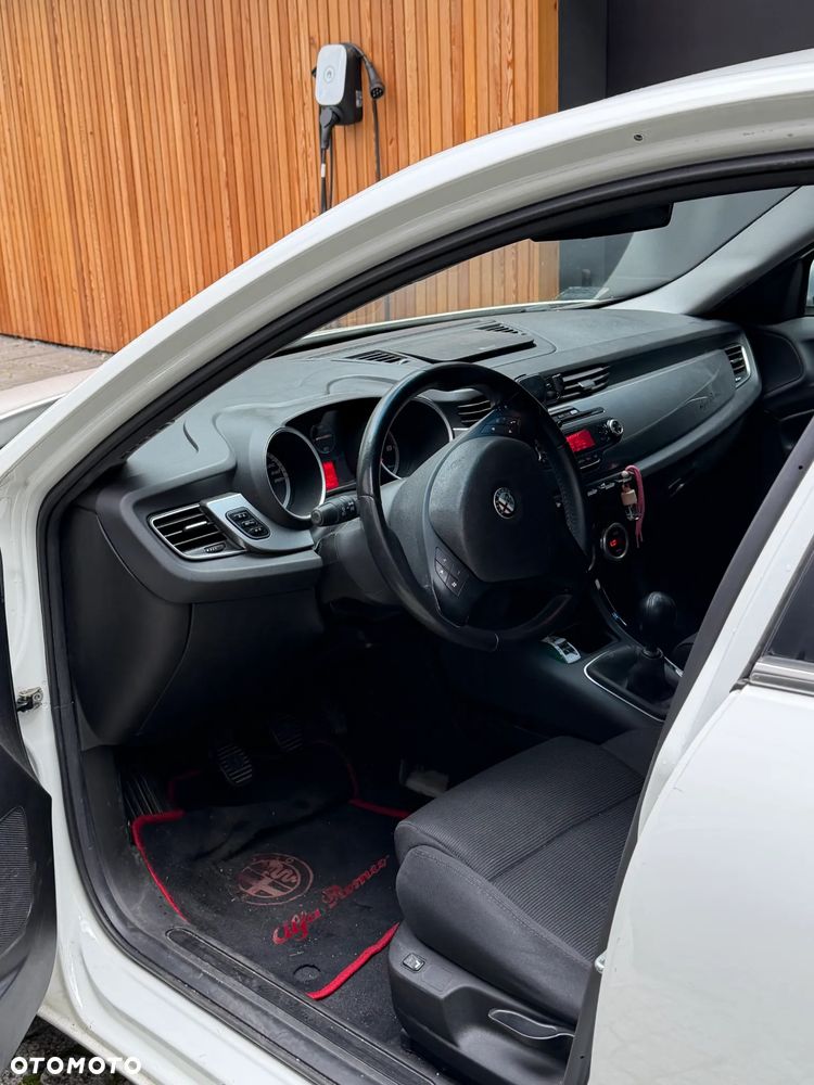 Alfa Romeo Giulietta 1.4 TB Distinctive - 9