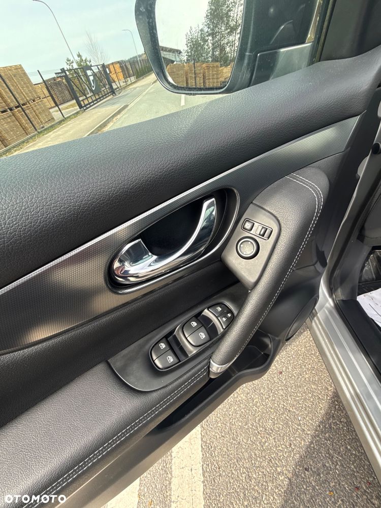 Nissan Qashqai 1.2 DIG-T Tekna - 25