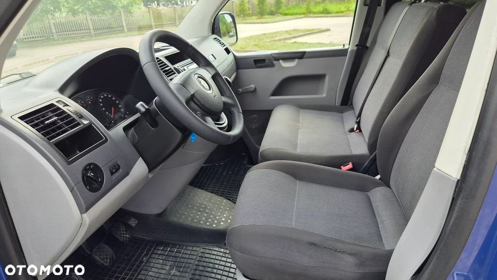 Volkswagen Transporter Caravelle Kurz Comfortline - 12