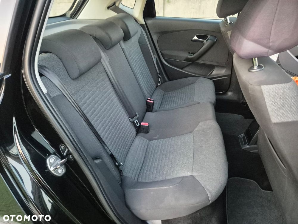 Volkswagen Polo - 16