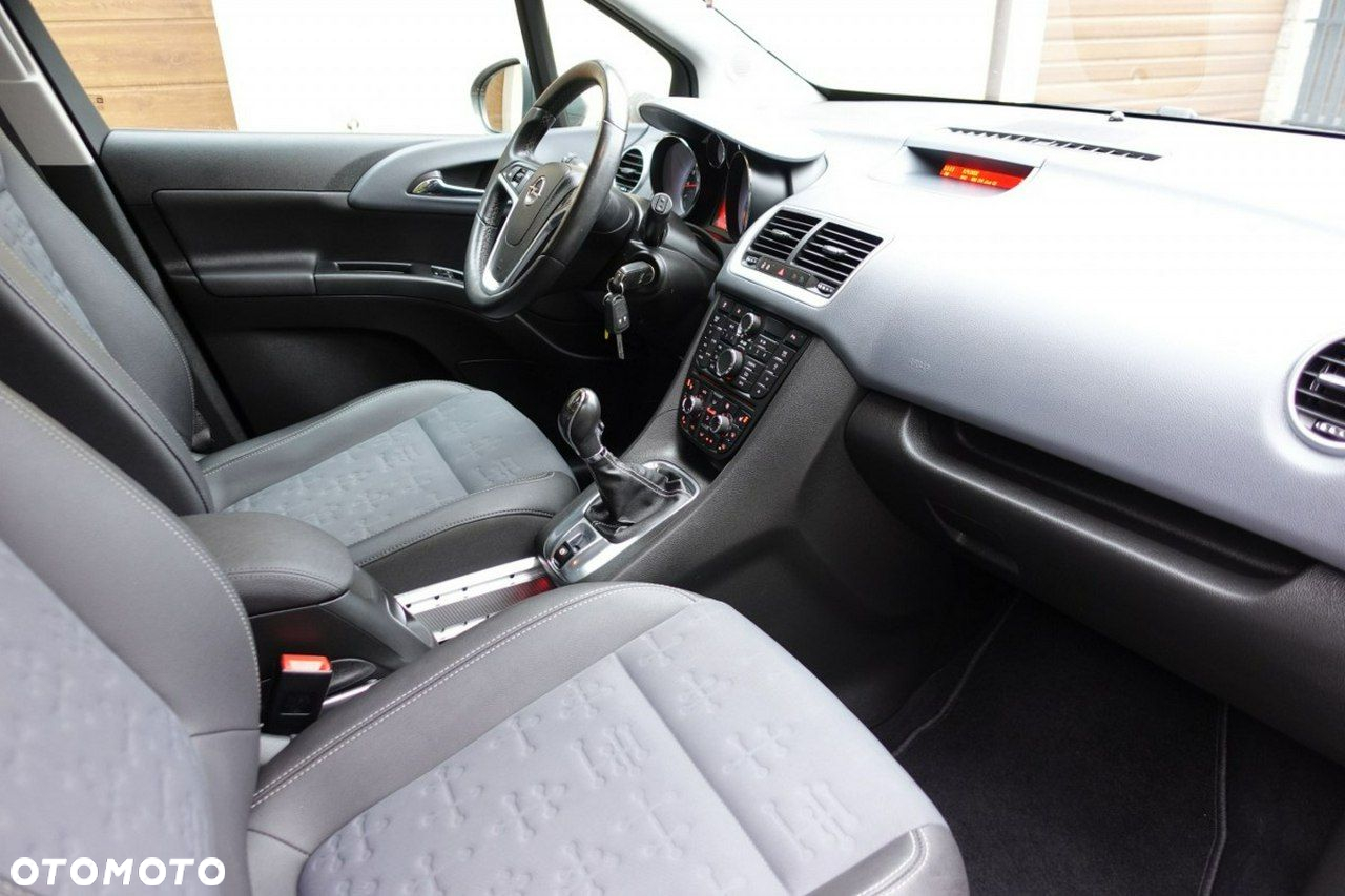 Opel Meriva - 11