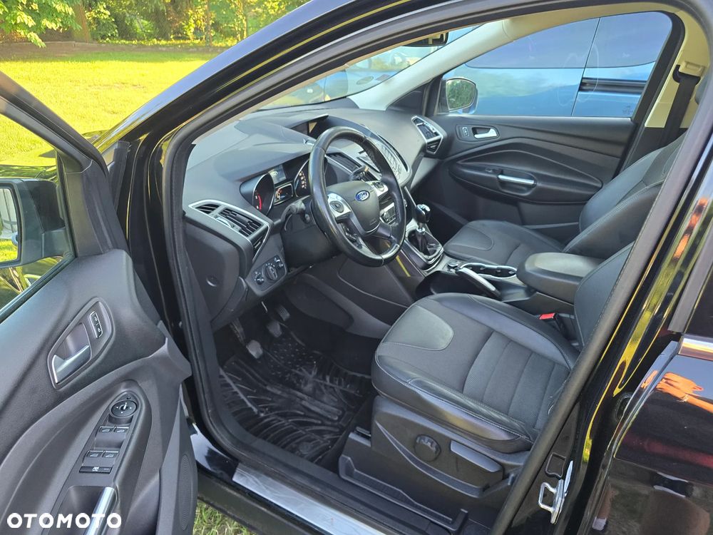 Ford Kuga 2.0 TDCi 4x4 Titanium - 11