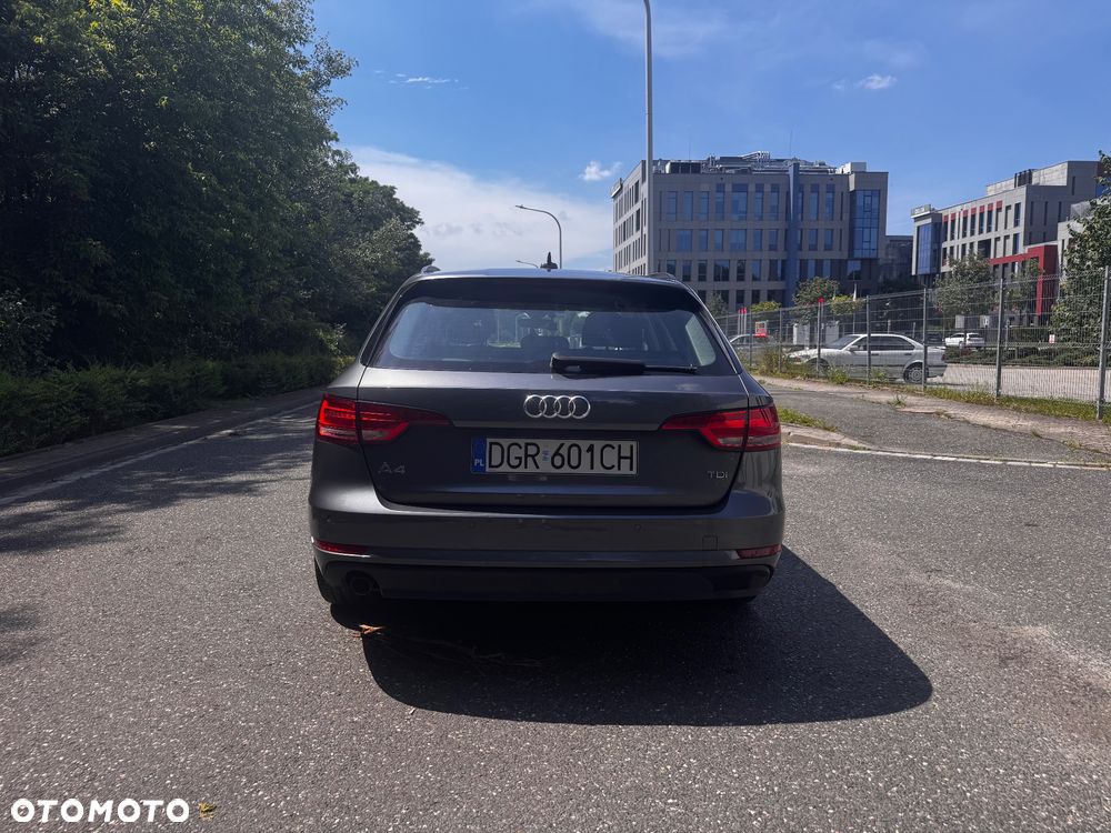 Audi A4 Avant 2.0 TDI - 5