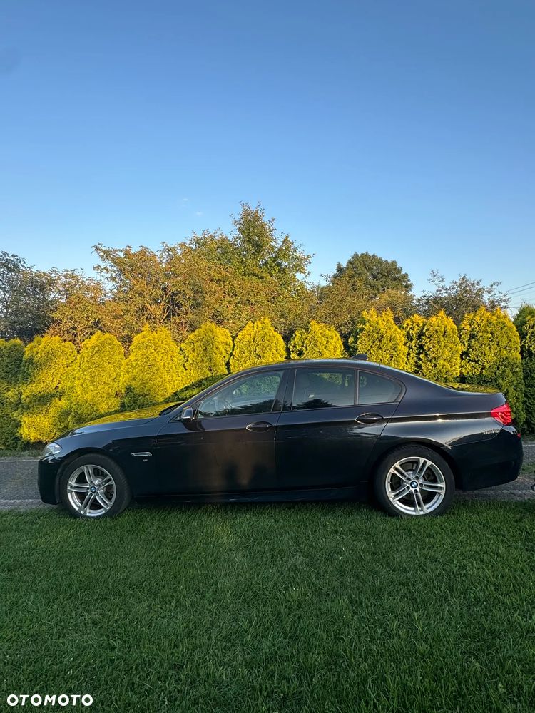 BMW Seria 5 520d xDrive - 4
