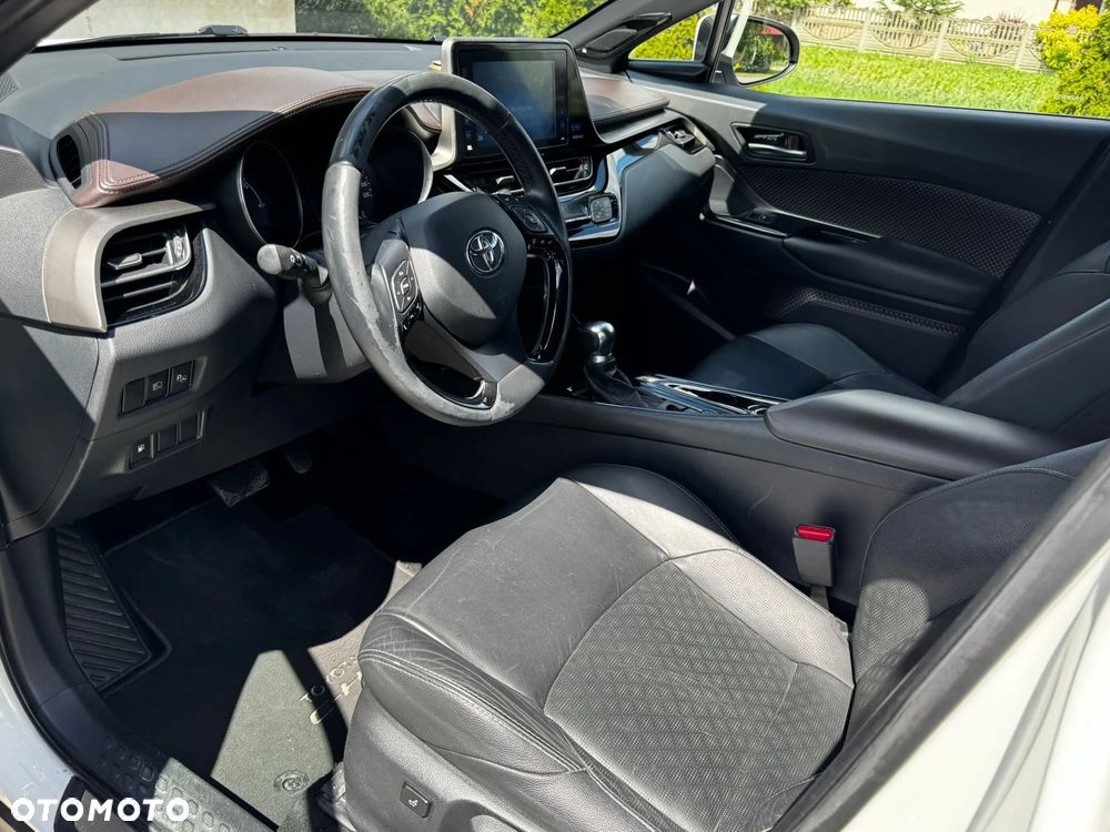 Toyota C-HR 1.8 Hybrid Executive - 17
