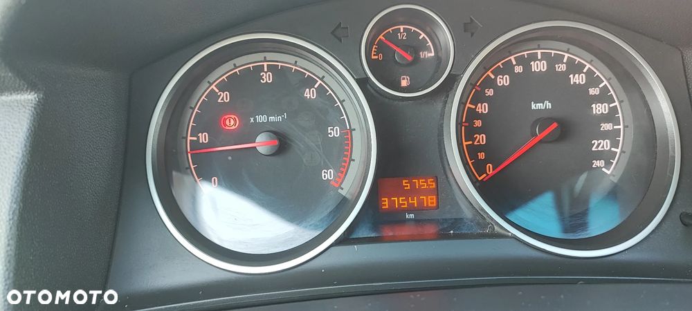 Opel Astra 1.9 CDTI DPF Edition - 8