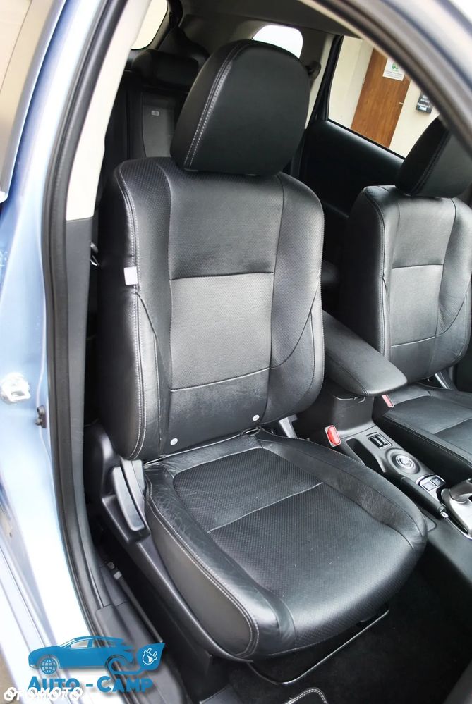 Mitsubishi Outlander Instyle NAVI + - 19