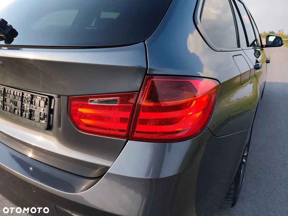 BMW Seria 3 320d xDrive Edition M Sport Shadow - 36