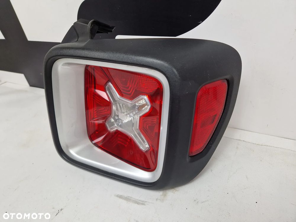 Lampa tył tylna prawa Jeep Renegade - 2