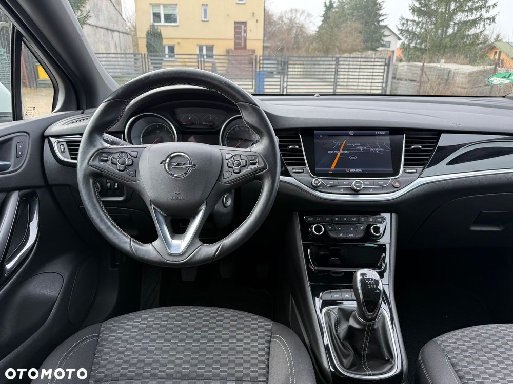 Opel Astra 1.4 Turbo Innovation - 12