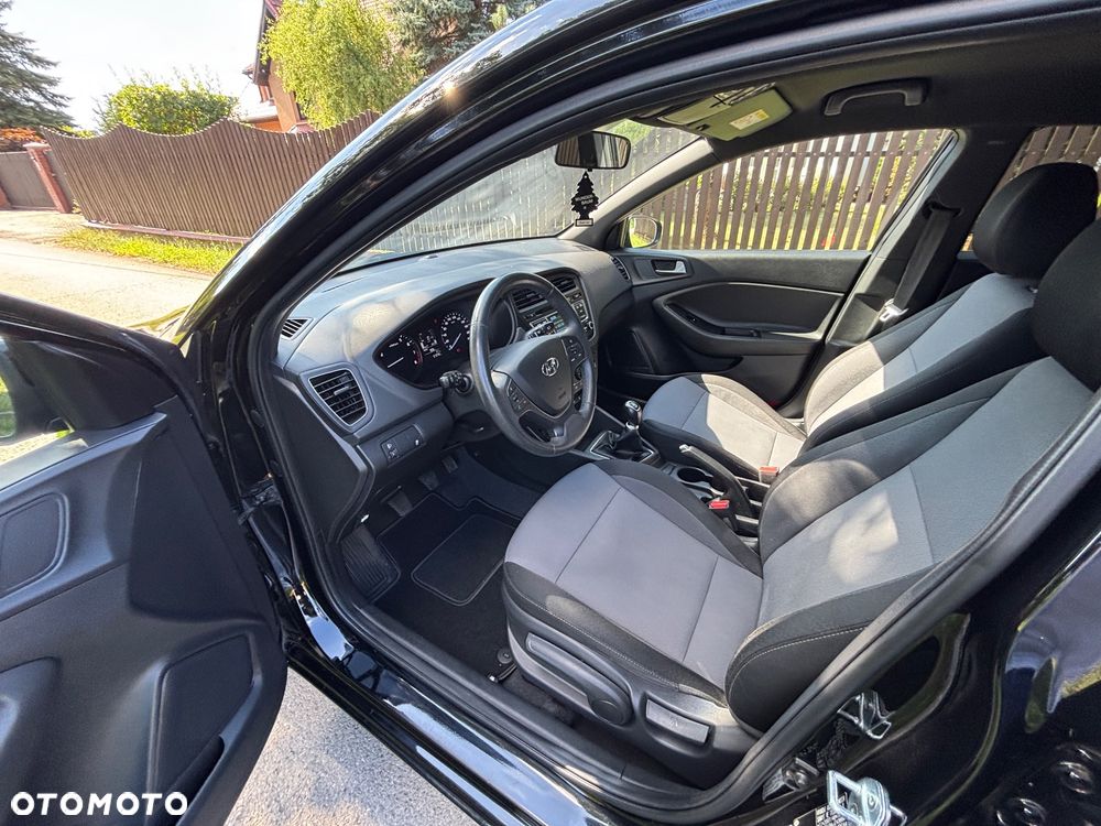 Hyundai i20 1.2 Passion - 15