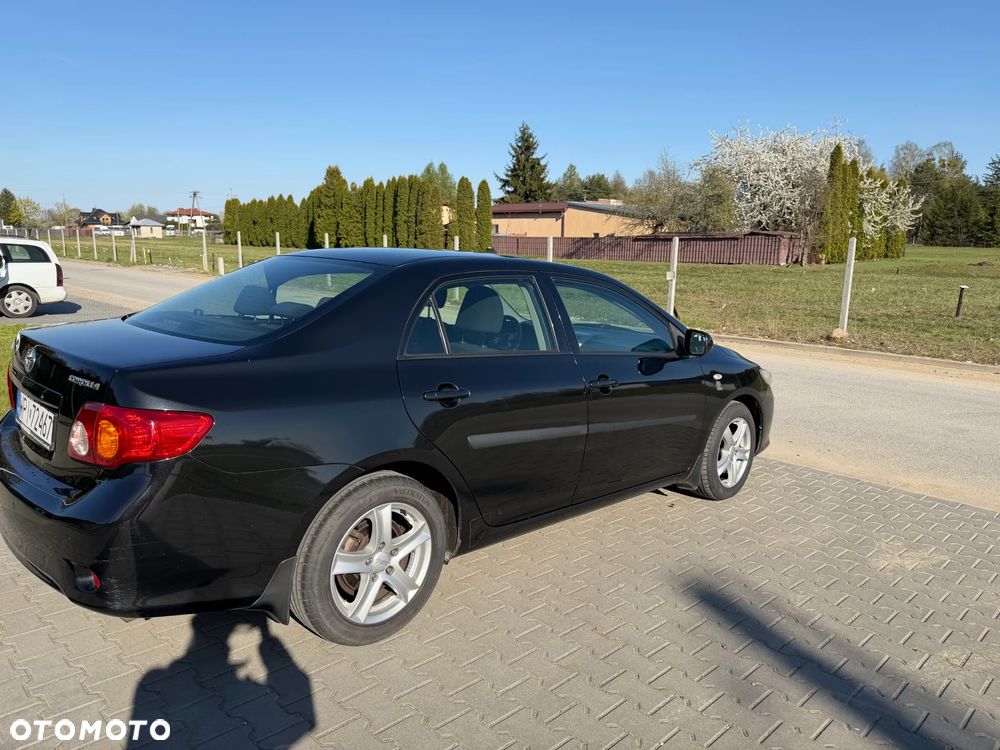 Toyota Corolla 1.6 VVT-i Luna - 2