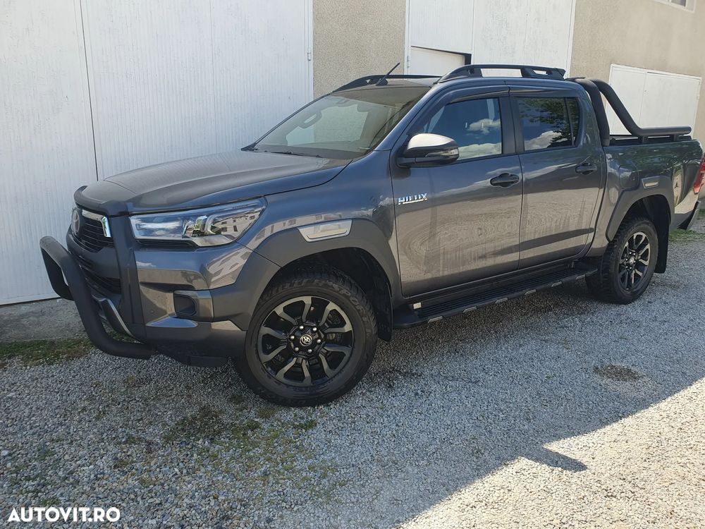 Toyota Hilux - 16