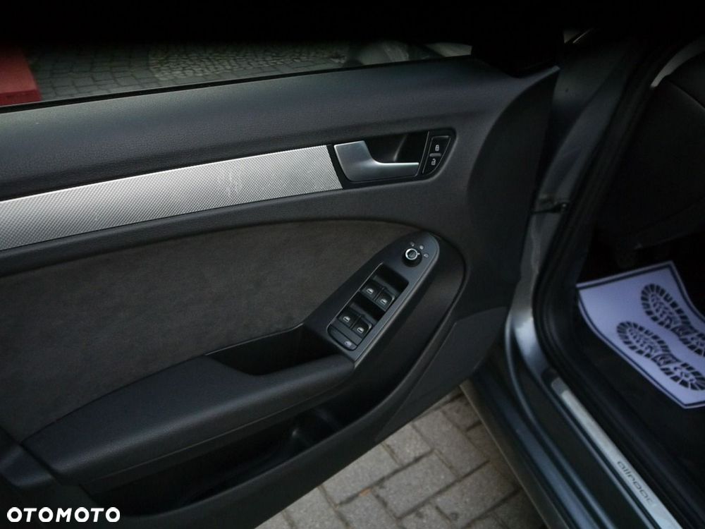 Audi A4 Allroad 2.0 TDI Quattro - 37