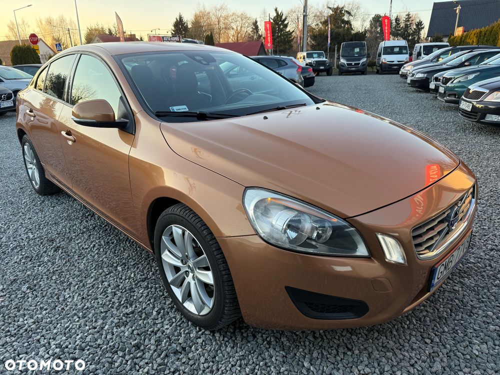 Volvo S60 D3 Geartronic R-Design - 8