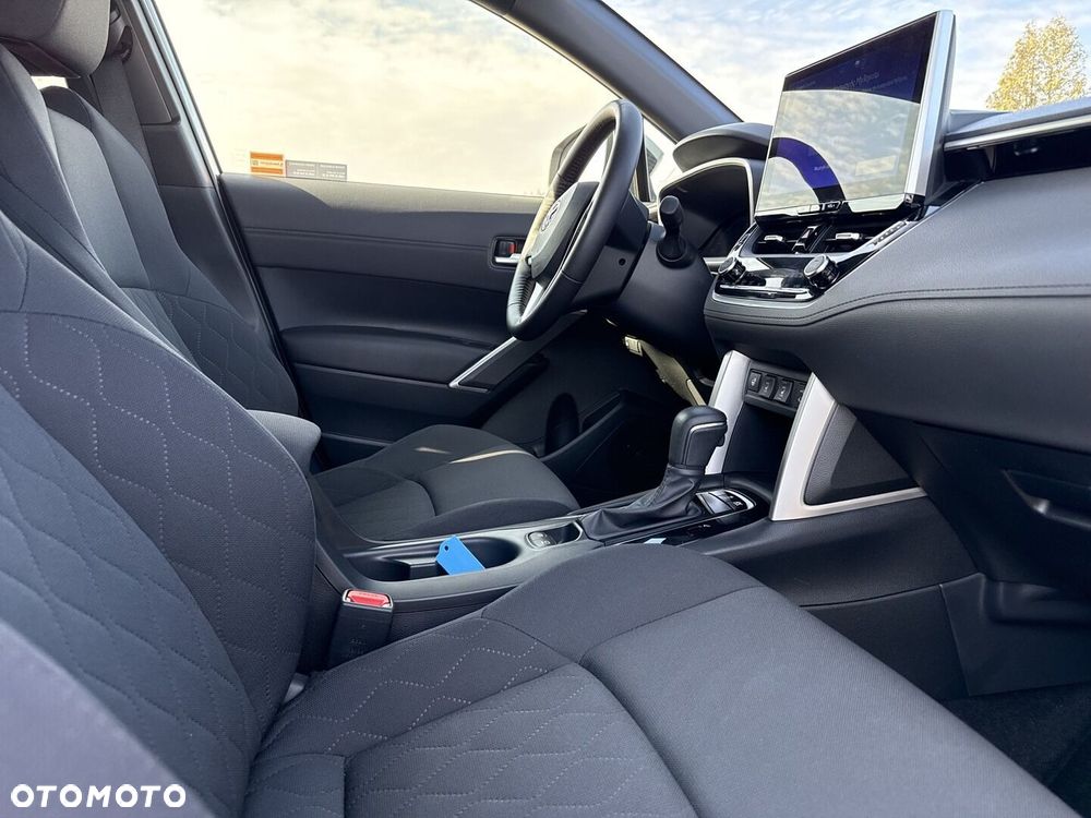 Toyota Corolla Cross 2.0 Hybrid Style - 13